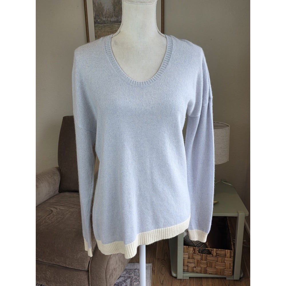 White + Warren Sweater Womens Medium Light Blue 100% Cashmere Pullover